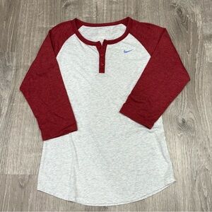 Nike women’s  Red and Gray Raglan 3/4 sleeve Shirt size small